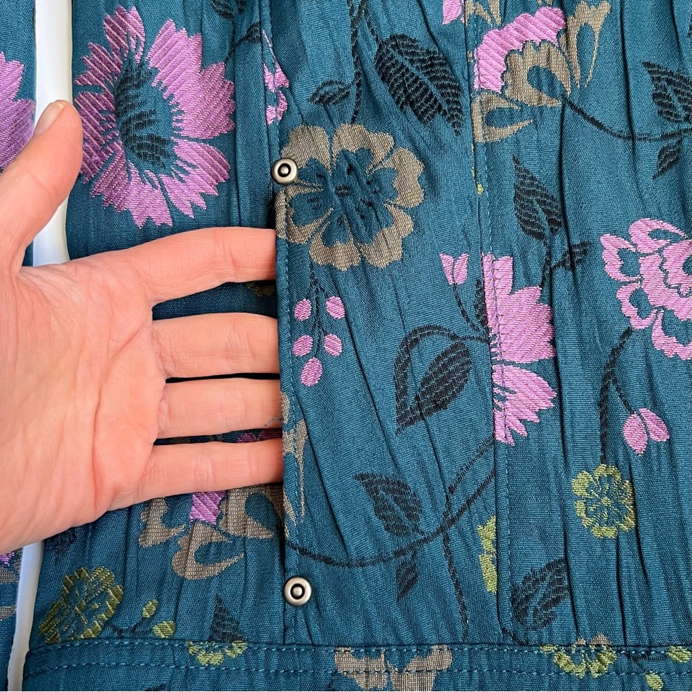 Multiple Color Flower Print Jacket, Size L. - image 7